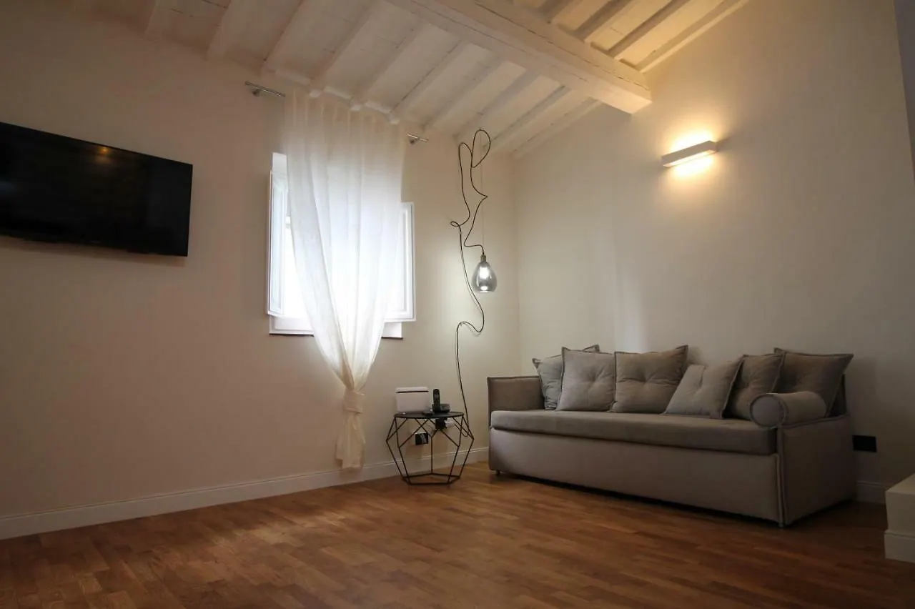 Tornabuoni Loft Apartment Florence 0*,