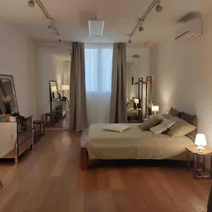  Apartment Interno4home: In Centro Storico Con Posto Auto Italy