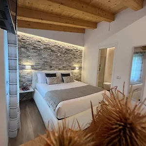  Holiday home The Garden Italy